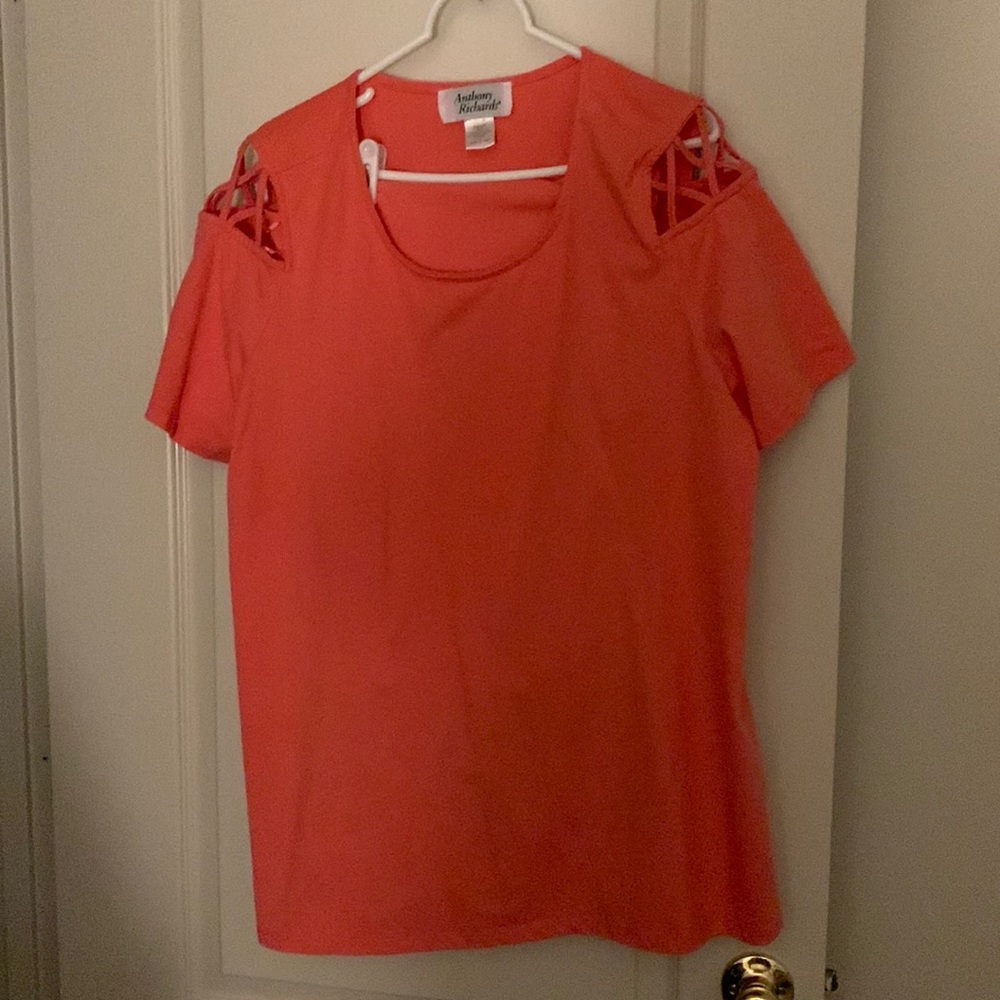 Anthony Richards orange 2x capri set